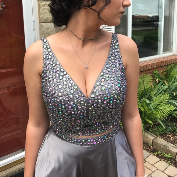 Sherri Hill / Two-piece Silk Charmeuse Gown - Picture 4 of 6